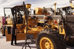 正在全球高端市场持续提拔竞